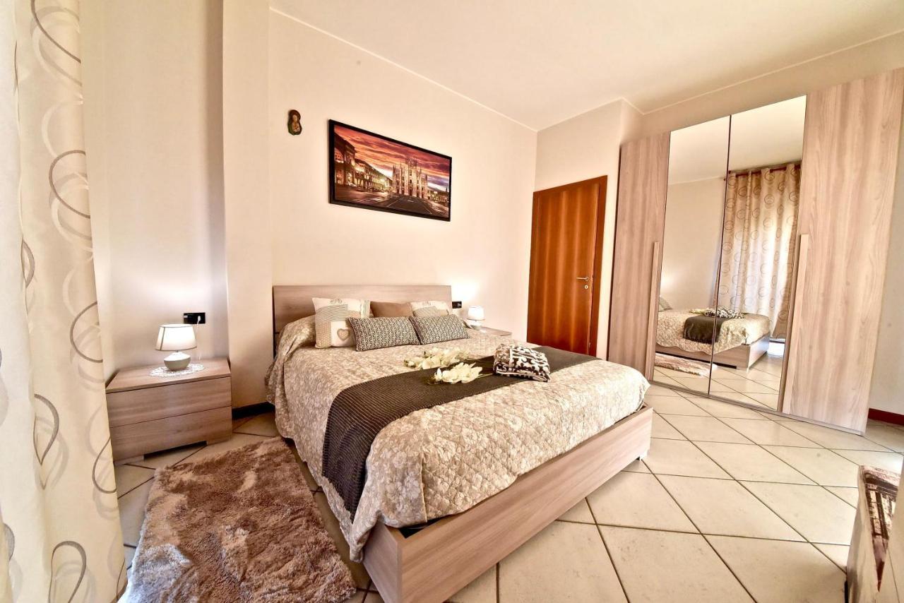 Modern Apartment Halfway Between Milan And Como Cogliate Екстер'єр фото